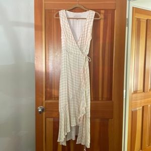 Sleeveless hi-lo Dress